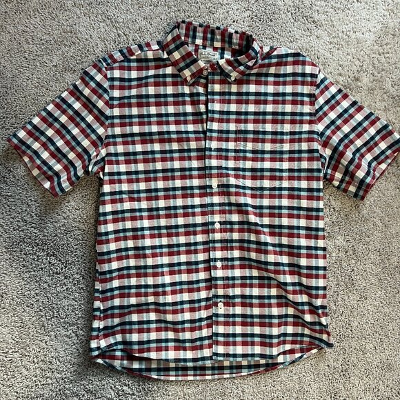 LL Bean Shirt Mens Medium Red Blue White Plaid Short Sleeve Button Down Pocket - Picture 1 of 5